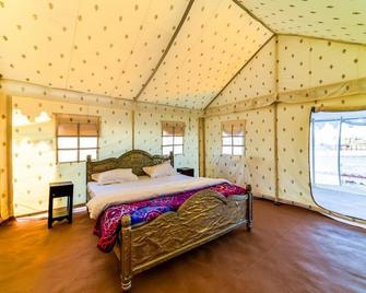 Sahara Desert Camp - Sām - Schlafzimmer