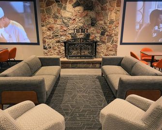 팔콘 레이크 호텔 - 팔콘 레이크 - 라운지