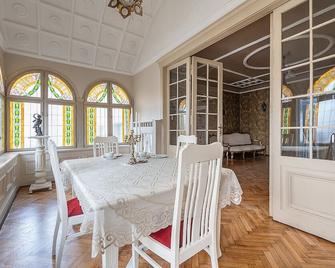 Palacyk Deja Vu Residence - Łódź - Dining room