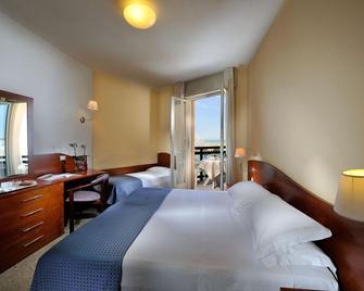 Hotel Palace - Bibione - חדר שינה