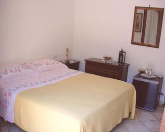 Villa Palumbo - Positano - Bedroom