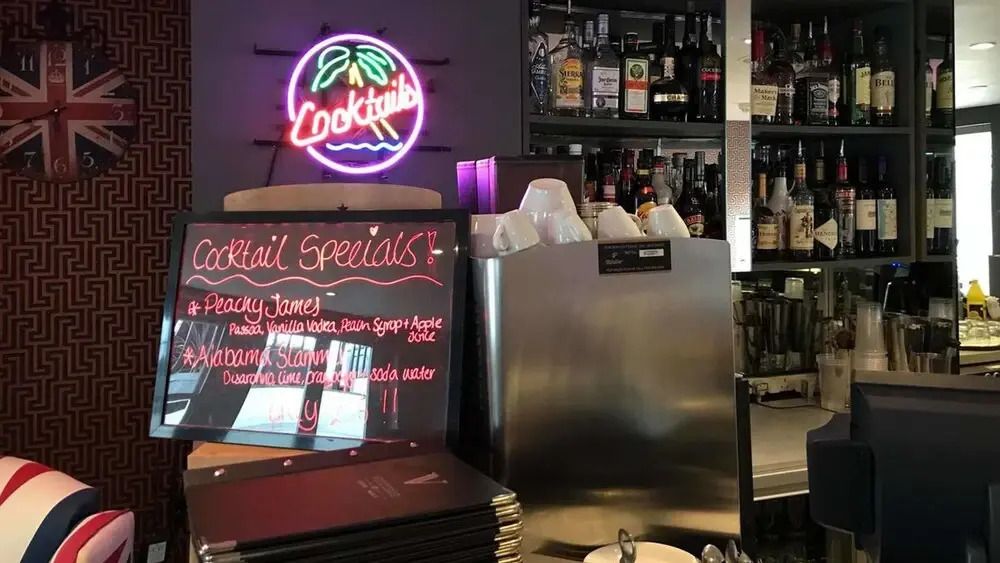 ذا كريسينت فيكتوريا هوتل