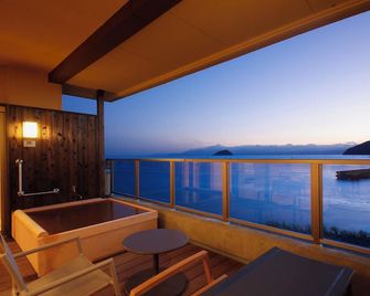 Ryokan Beniayu - Nagahama - Balcón