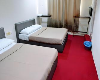 Gest Inn Hotel - Kota Tinggi - Bedroom