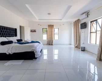 The Crescent Victoria Falls - Victoria Falls - Schlafzimmer