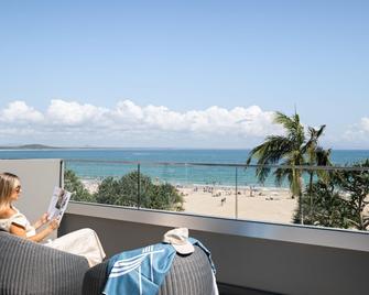 Netanya Noosa Beachfront Resort - Noosa Heads - Balcony