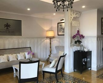Fleur de Lys - San José - Living room