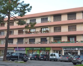 apartment ideally located borgo - Borgo - Bâtiment