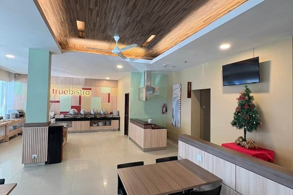 Alltrue Lite Hotel Nagoya Hill Batam