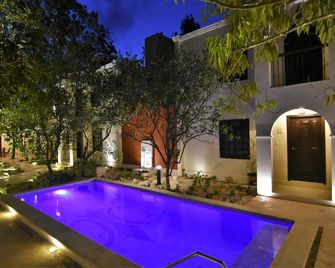 كاسا فالادوليد بوتيك هوتل - فالادوليد (مكسيكو) - حوض السباحة