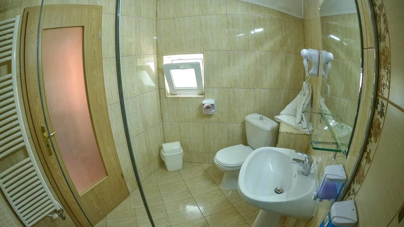 بينسيونيا كرونستادت