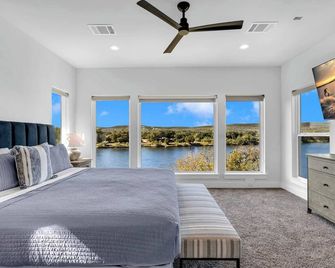 Waterside 508 Concierge Services New Listing - Burnet