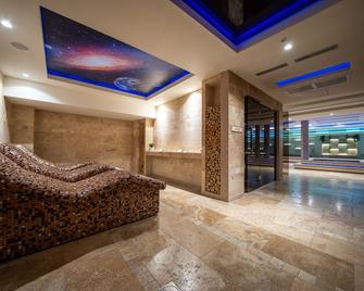 Hotel Alexandar Lux - Podgorica - Lobby