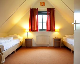 Vakantiepark Eigen Wijze - Bantega - Habitación