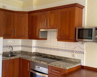 Pier View Los Cristianos Free Wifi - Arona - Kitchen