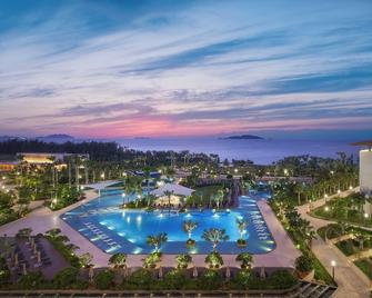 حياة ريجينسي سانيا تيانلي باي - سانيا - حوض السباحة