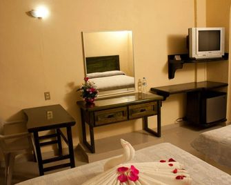 Hotel Zihuatanejo Centro - Zihuatanejo