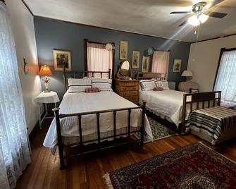 Bed and Breakfast Hearts Desire - Raton - Спальня