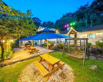 Yangyang Sodam Stay Pension - Yangyang - Patio