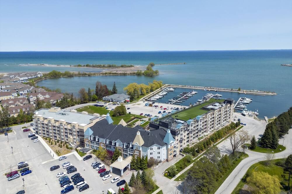 Living Water Resort & Spa - Collingwood