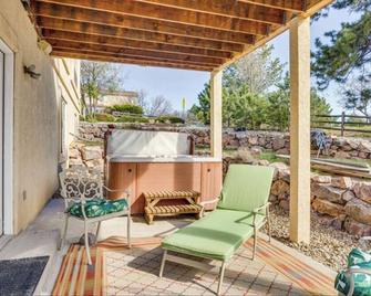 A Little Luxury near the AFA and Ford Amphitheater - Colorado Springs