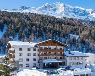 Hotel Eller - Solda - Κτίριο