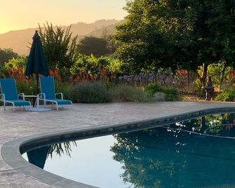 Rustridge Ranch & Winery - Saint Helena - Pool