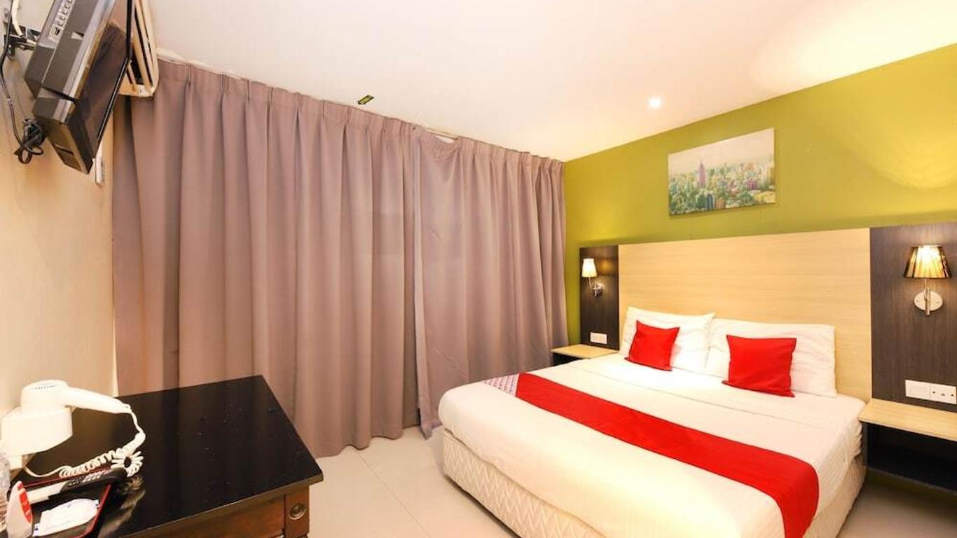 OYO 786 The Citilite Hotel