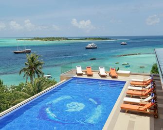 Season Paradise - Thulusdhoo - Pool