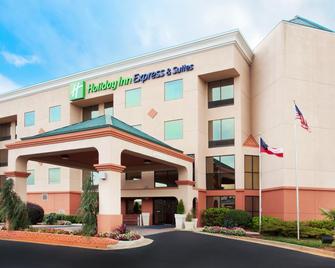 Holiday Inn Express & Suites Lawrenceville - Lawrenceville - Building