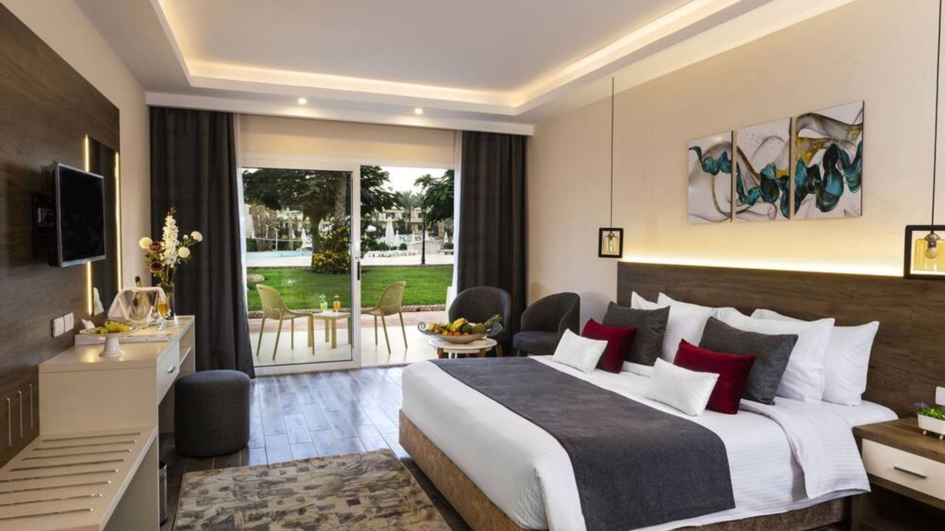 Amwaj Oyoun Resort & Casino