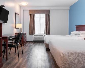 Premier Inn & Suites - Downtown Hamilton - Hamilton - Bedroom