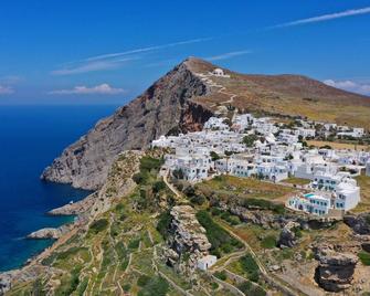 Rustic Stone House in the Heart of Folegandros - Folegandros