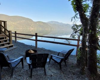 The Lodge on Harrison Lake - Harrison Hot Springs