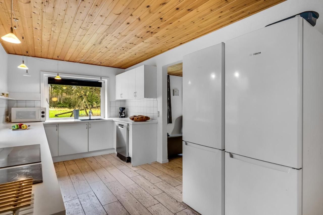 Large Pool House For 20 People, On A Large Natural Plot With Associated Forest Area – Brande