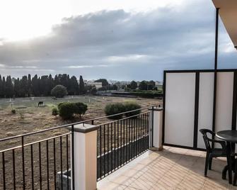 B&B Caravello - Milazzo - Balkong