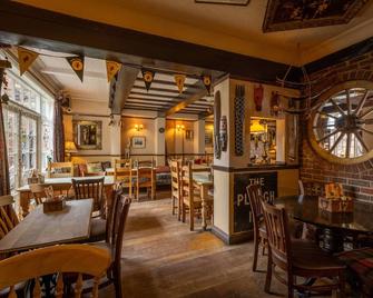 ذا بلو إن - يورك - مطعم