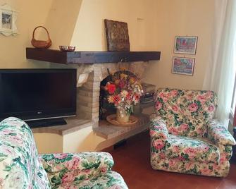 Una Terrazza sul Lago Trasimeno - Magione - Huiskamer