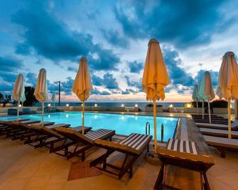 Messina Resort Hotel - Kyparissia - Pool