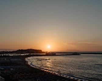 Palm Beach Hotel Apartments - Rethymno - Ranta