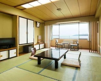 Hotel Omiya - Miyako - Essbereich