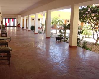 The Halfway Inn - Guerrero Negro - Lobby