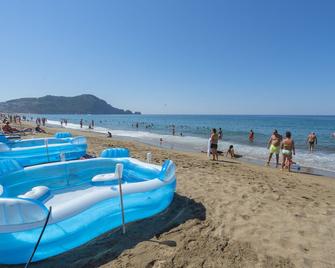 Kleopatra Celine Hotel - Alanya - Strand