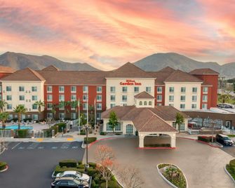 Hilton Garden Inn Fontana - Fontana - Gebouw
