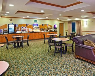 Holiday Inn Express & Suites Logan By IHG - Logan - Restaurant