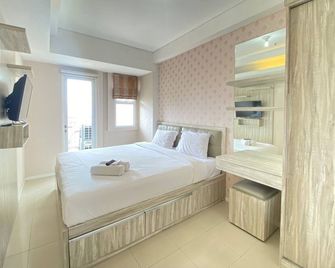 Nice And Cozy 2Br Apartment At Parahyangan Residence - Bandung - Bedroom