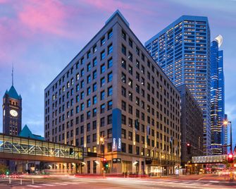 إيميري، أوتوجراف كوليكشن هوتل - مينيابوليس - مبنى