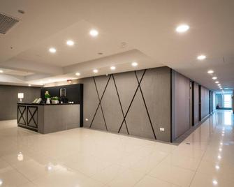 Wish Hotel - Taoyuan City - Recepción