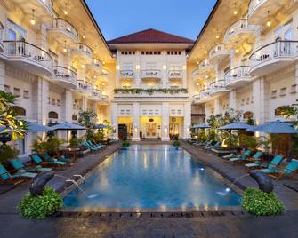 The Phoenix Hotel Yogyakarta - MGallery Collection - Yogyakarta - Pool
