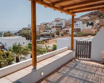 Living Blue In Tinos - Kardiani - Balcony